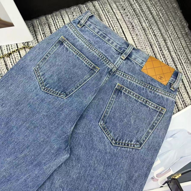 Ch**el jeans